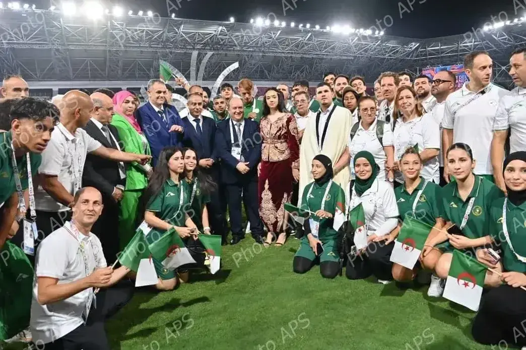 Italie: Sifi Ghrieb rencontre les membres de la délégation nationale participant aux Jeux méditerranéens