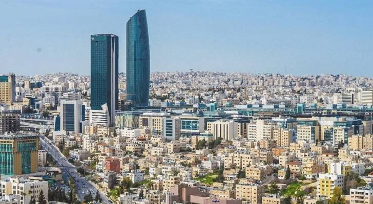 طقس صيفي معتدل في عمان الإثنين مع ظهور سحب متفرقة وارتفاع تدريجي في درجات الحرارة