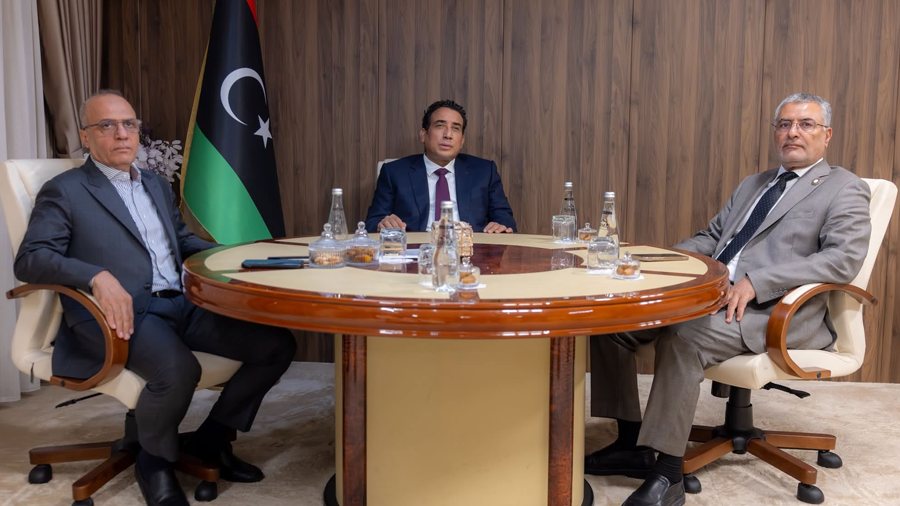 المنفي وتكالة واللافي يبحثون تفعيل مبادرة الرئاسات الثلاث