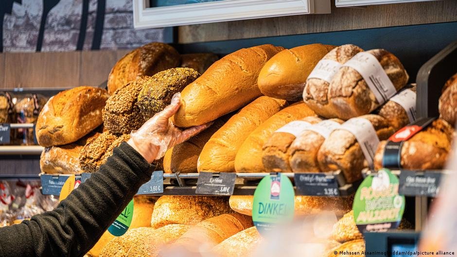 ألمانيا: نقص 10 غرامات في نصف رغيف يُكلّف خبازًا 15 ألف يورو