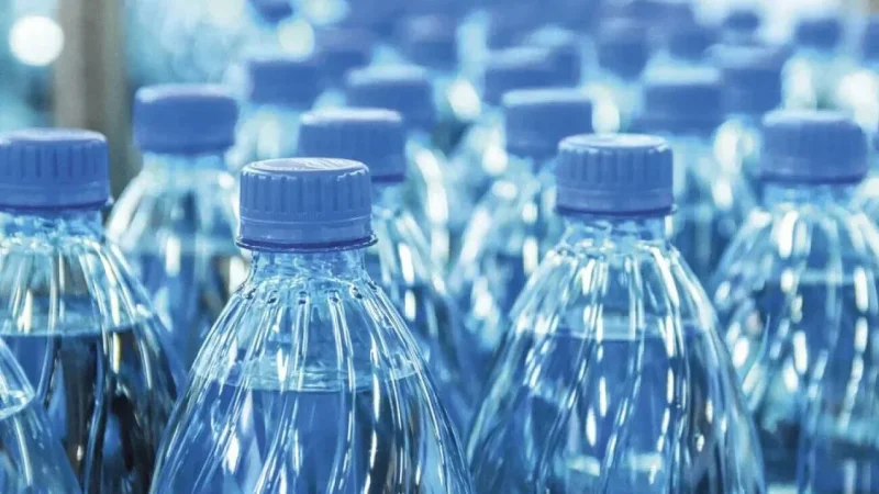 رفع أكثر من 3 آلاف مخالفة اقتصادية وحجز 186 ألف لتر من المياه المعدنية