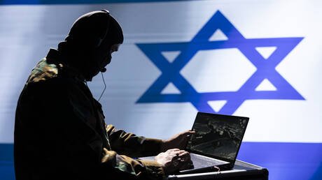 "القناة 13" الإسرائيلية تكشف تفاصيل محاولة إسقاط النظام في إيران وتحقيق داخلي في "الموساد"
