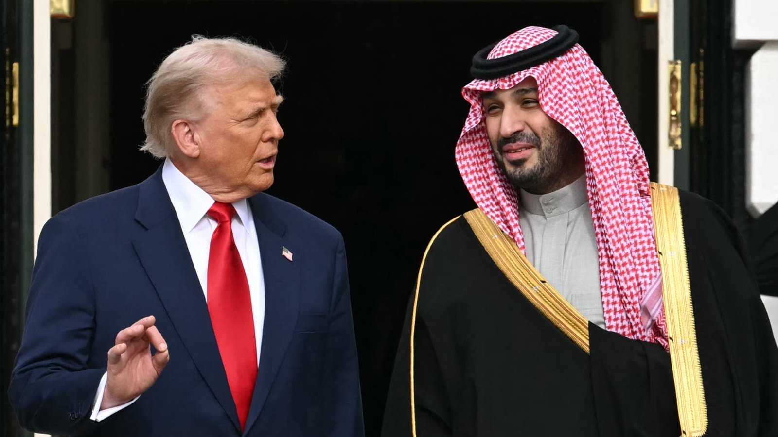 مذكرة بوصف ترامب له.. هكذا هنأت السفارة الأمريكية في الرياض محمد بن سلمان بعيد ميلاده