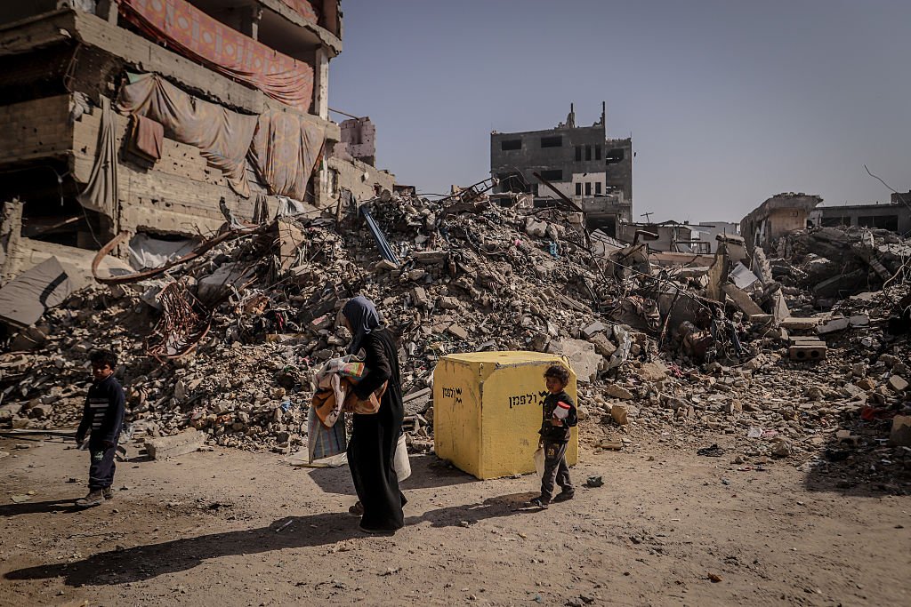 حماس تطالب الوسطاء بإلزام الاحتلال بتنفيذ تعهداته والبدء بالمرحلة الثانية