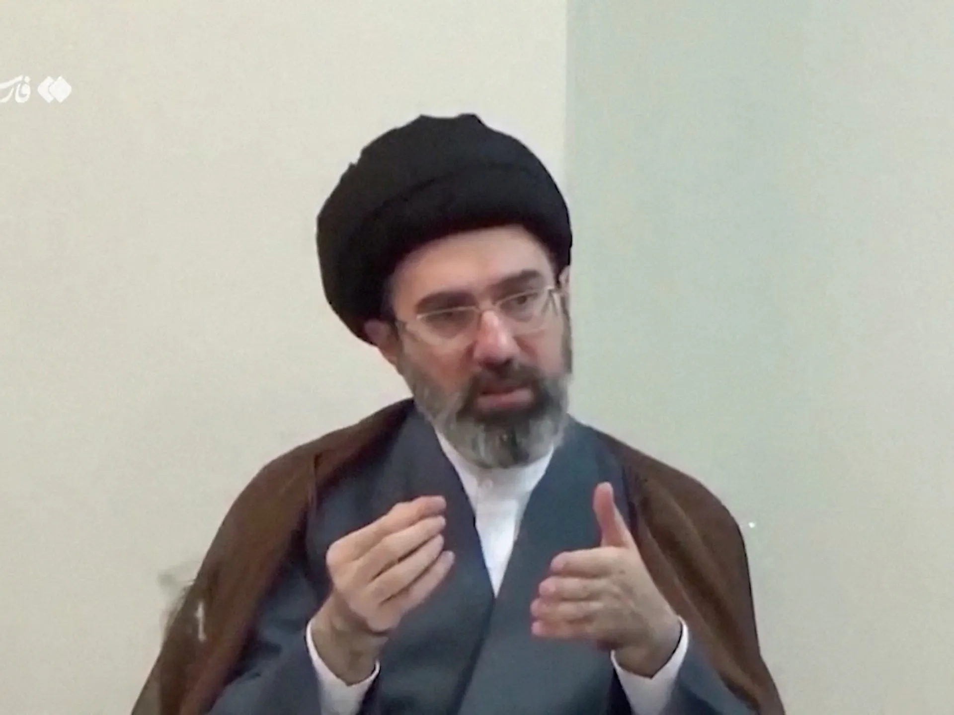 عاجل.. المرشد الإيراني: أعلن بشكل قاطع أن ارتكاب أي عمل يضر بالتماسك الاجتماعي ممنوع