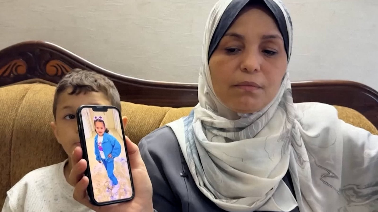 جدة الطفلة الفلسطينية هند رجب تكشف موقفها من القضاء الإسرائيلي.. ماذا قالت؟
