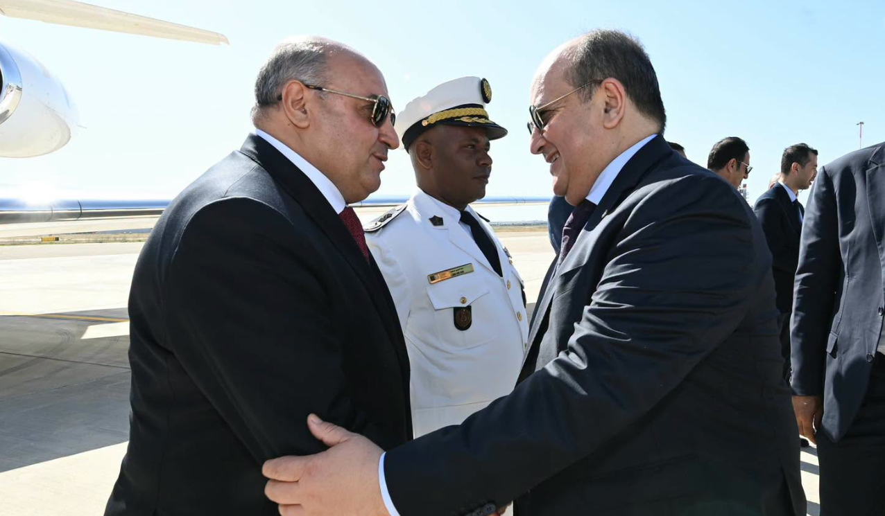 الوزير الأول يغادر إيطاليا بعد حضور افتتاح ألعاب المتوسط
