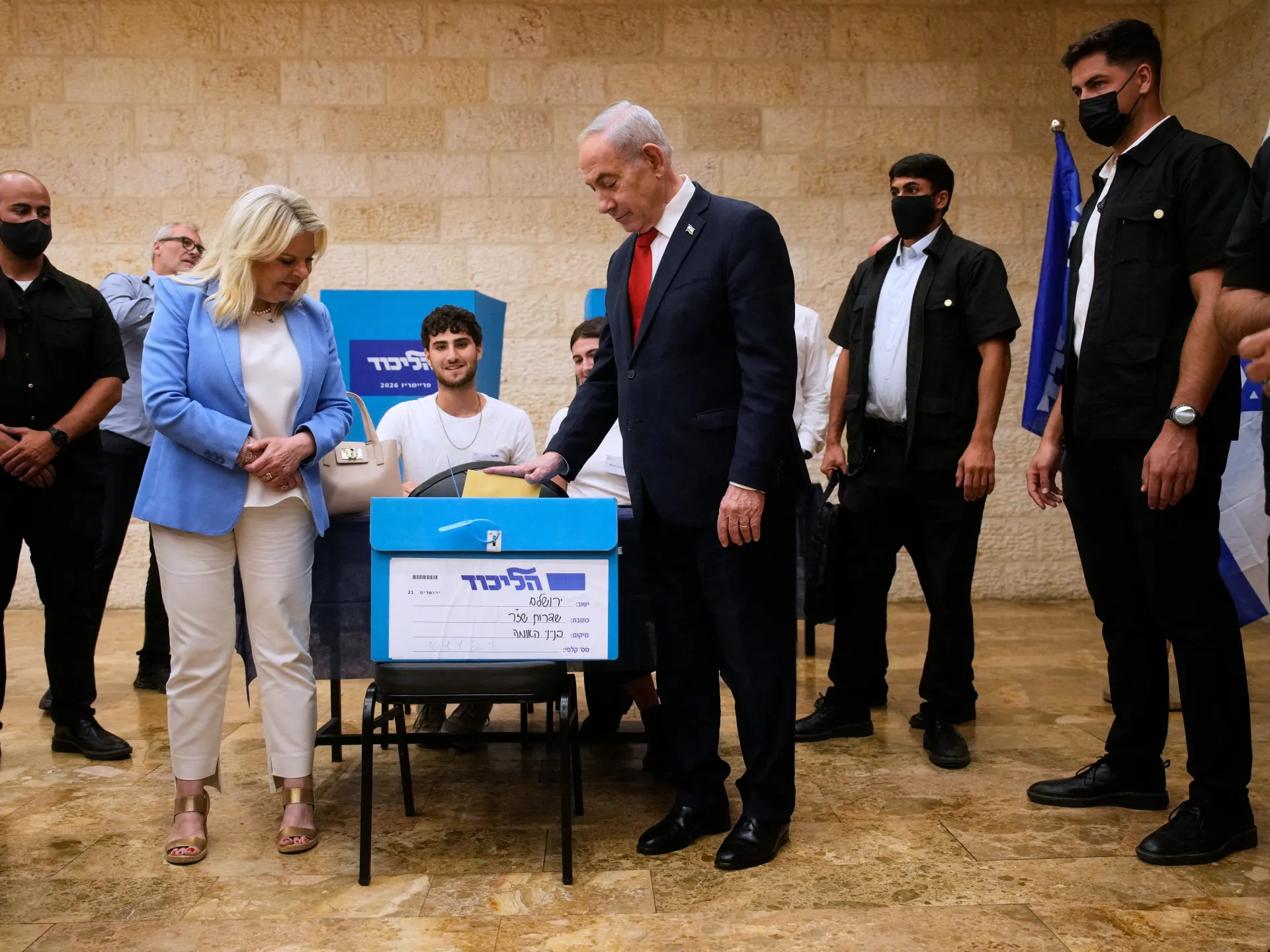 استطلاع إسرائيلي يقلب المشهد.. حزبان يمينيان يتجاوزان العتبة ونتنياهو يتراجع