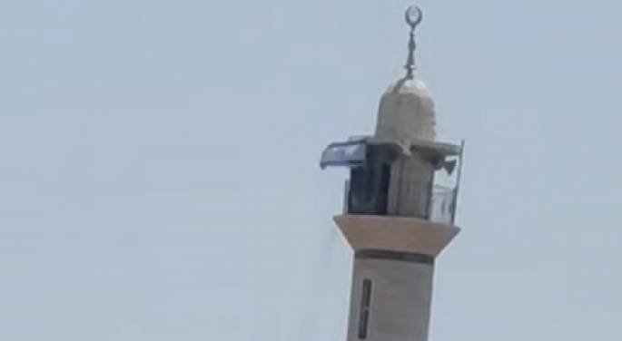 مصادر فلسطينية: الاحتلال يرفع علمه فوق مئذنة مسجد بمخيم نور شمس في طولكرم