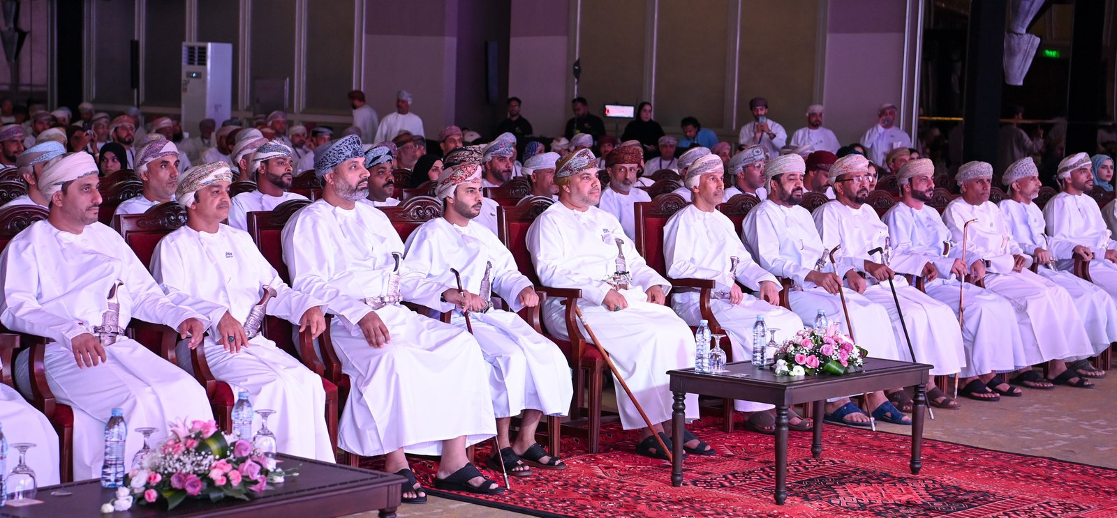 خبراء ومتخصصون يناقشون قضايا القيادة ورأس المال البشري والتطوير المؤسسي