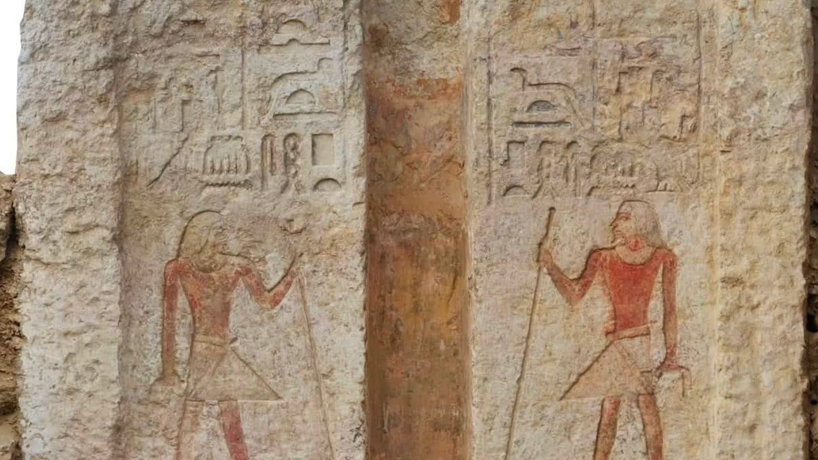 في مصر.. ألقاب مرموقة تكشف هوية صاحب مقبرة أثرية جديدة