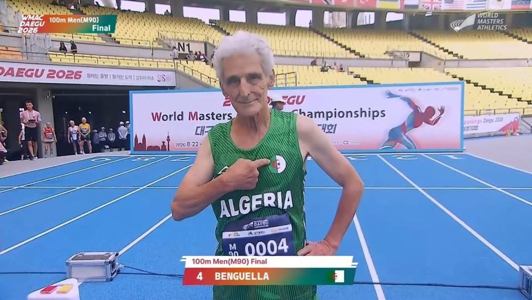 بعمر الـ 92.. عداء جزائري يحصد فضية تاريخية في بطولة العالم للماسترز