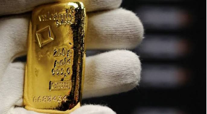 انخفاض أسعار الذهب والليرات في الأردن الإثنين