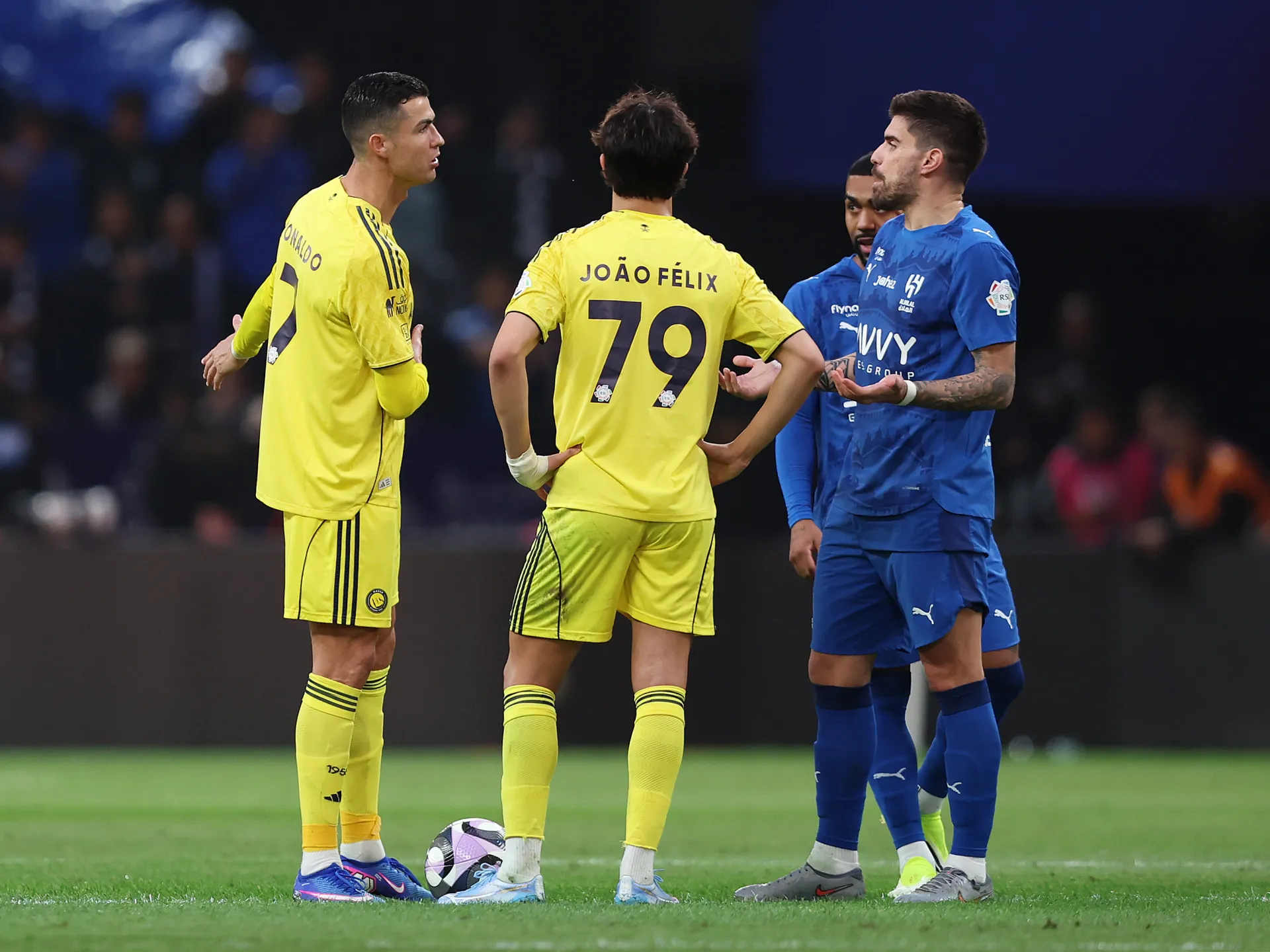 السعودية تحل مجالس 4 أندية كبرى والهلال والأهلي يوضحان مصير إدارتيهما