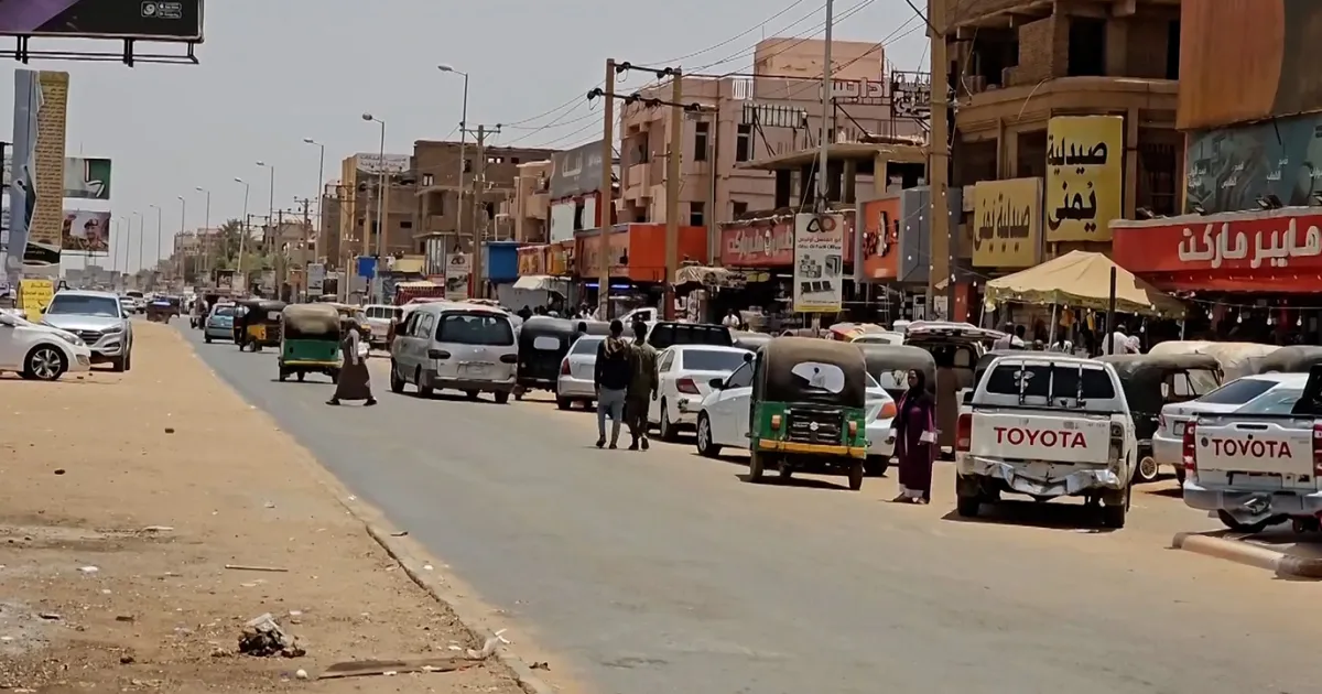 السودان.. إلغاء حظر التجوال بالخرطوم والسيول تضرب جنوب كردفان