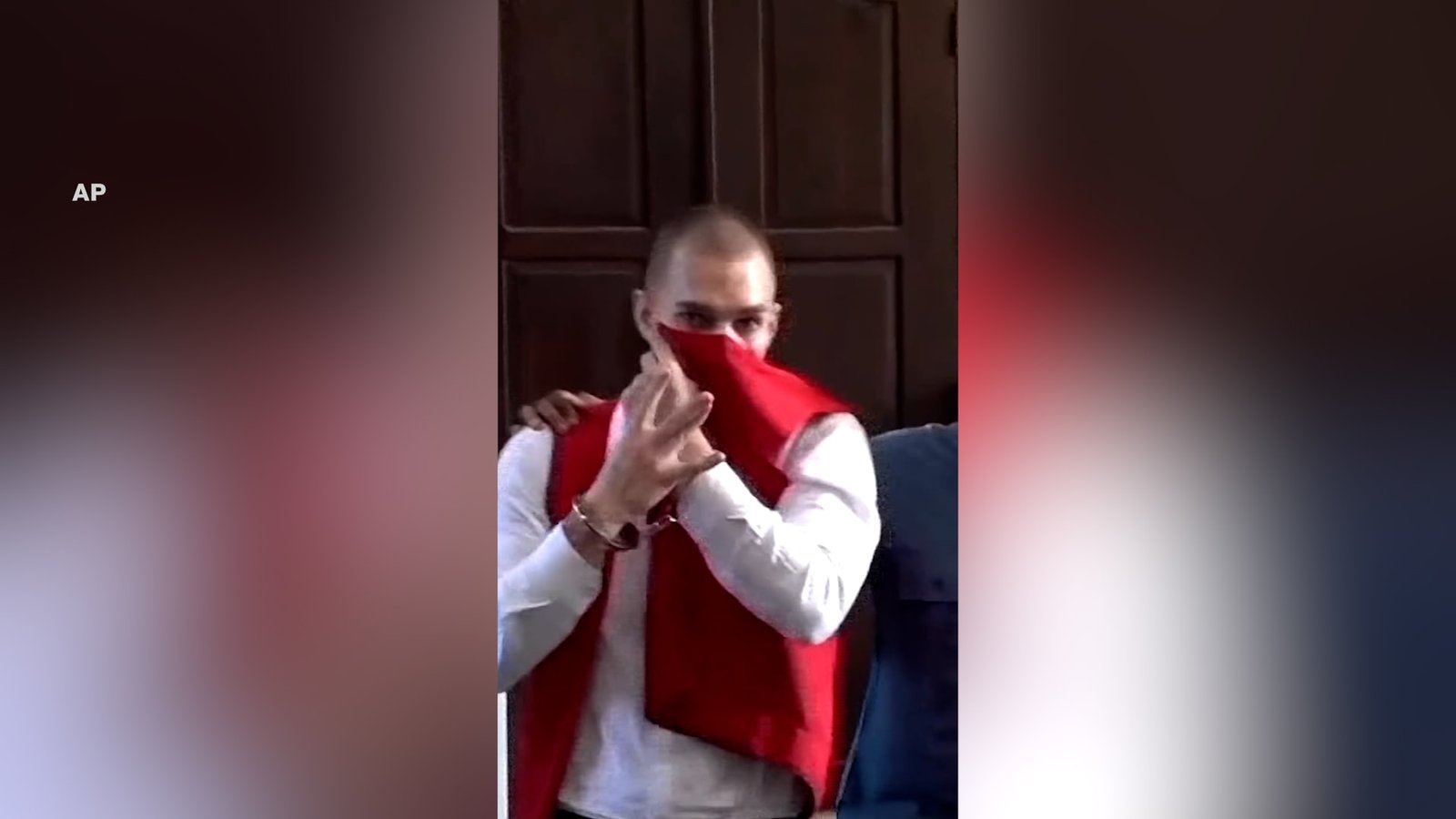 السجن لسائح سويسري انتهك "يوم الصمت" المقدس في بالي ونشر مقاطع مثيرة للجدل