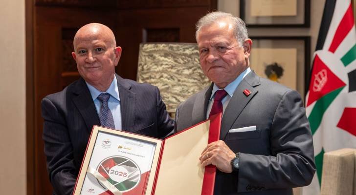 الملك يتسلم التقرير السنوي لهيئة النزاهة ومكافحة الفساد