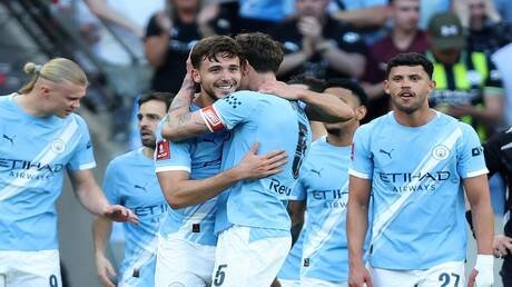 رحيل رابع لاعب وسط.. هجرة لاعبي مانشستر سيتي مستمرة