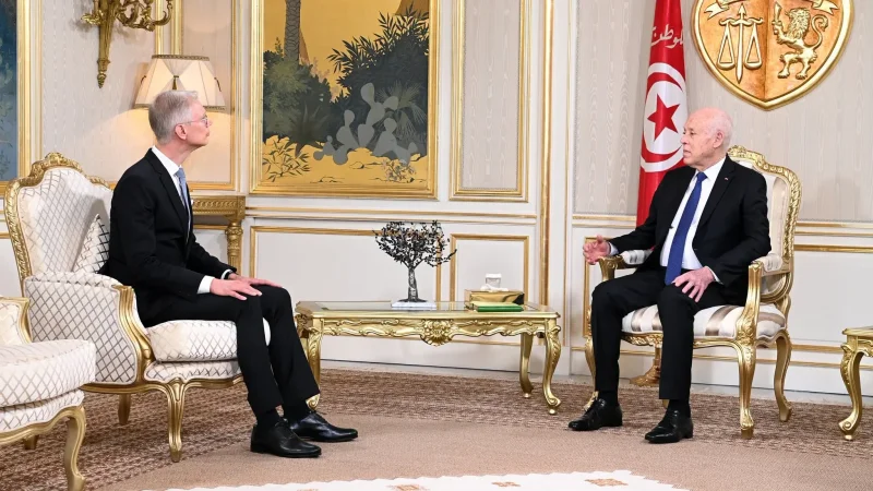 رئيس الجمهوريّة يستقبل سفير فنلندا بمناسبة انتهاء مهامه في تونس