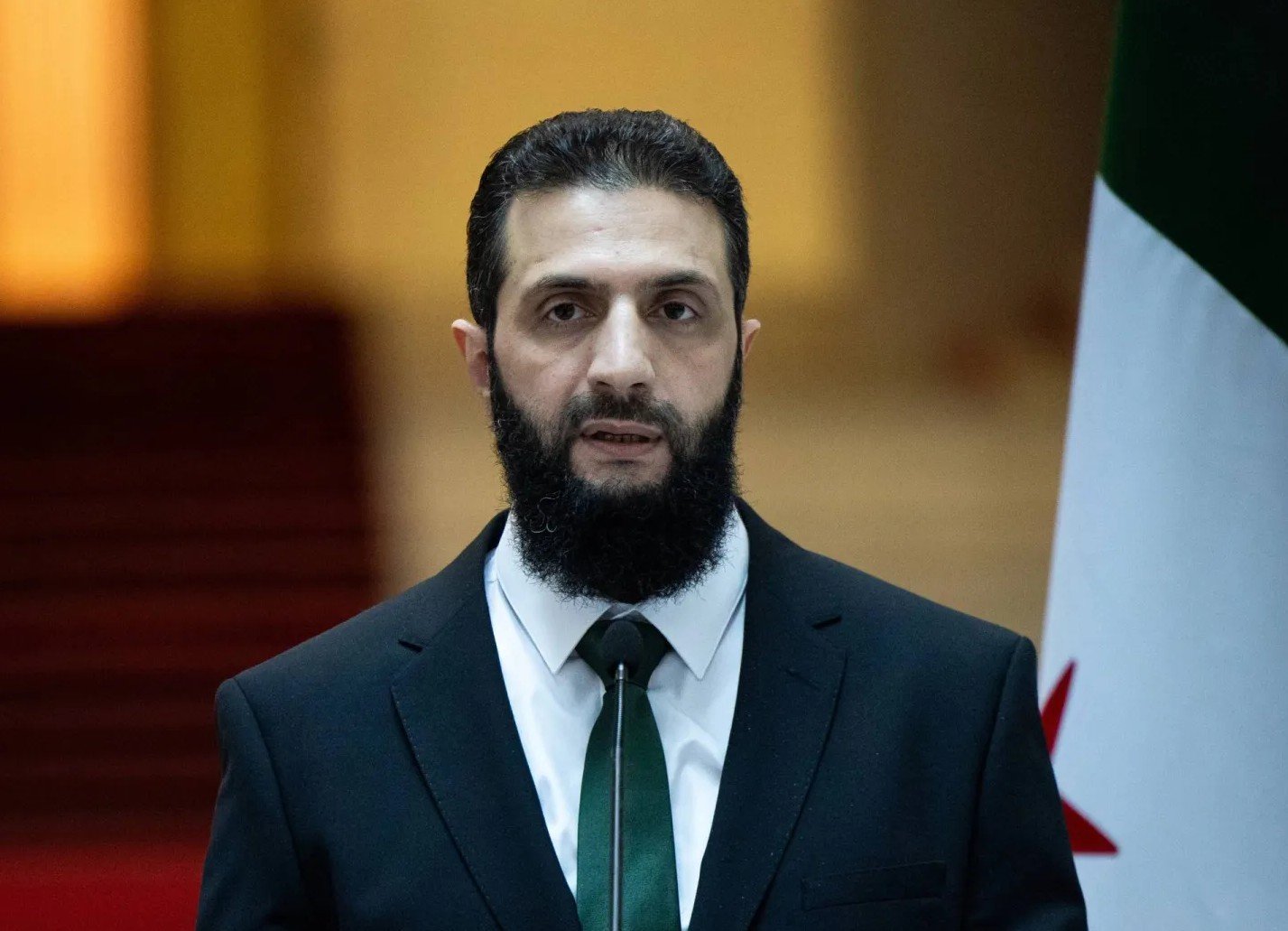 رسميًا.. أمريكا تلغي تصنيف سوريا "دولة راعية للإرهاب"