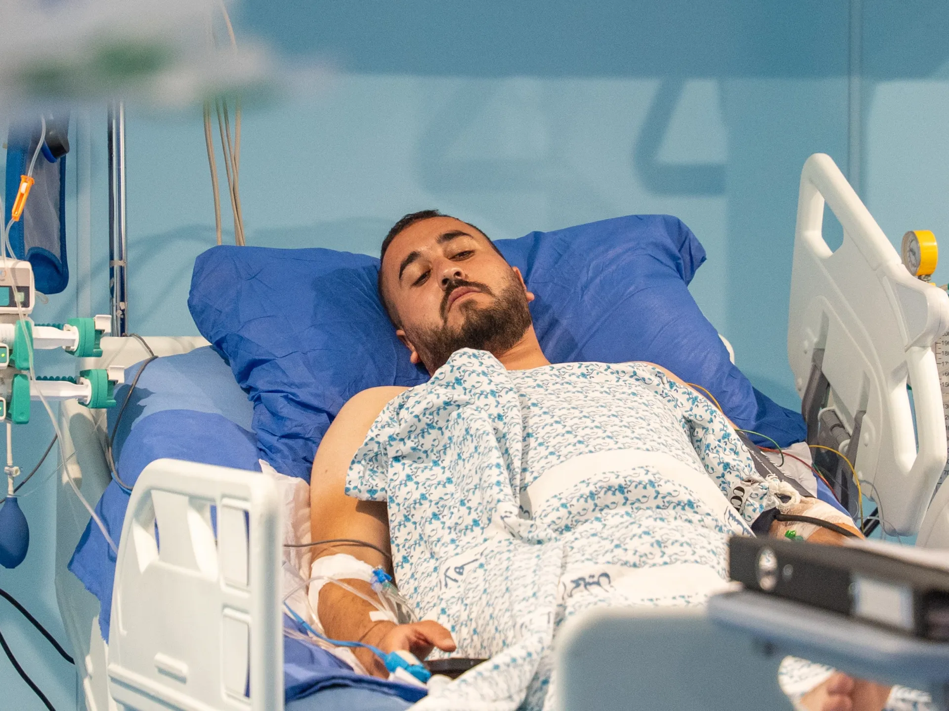 رصاصة مستوطن إسرائيلي تشل ممرضا فلسطينيا