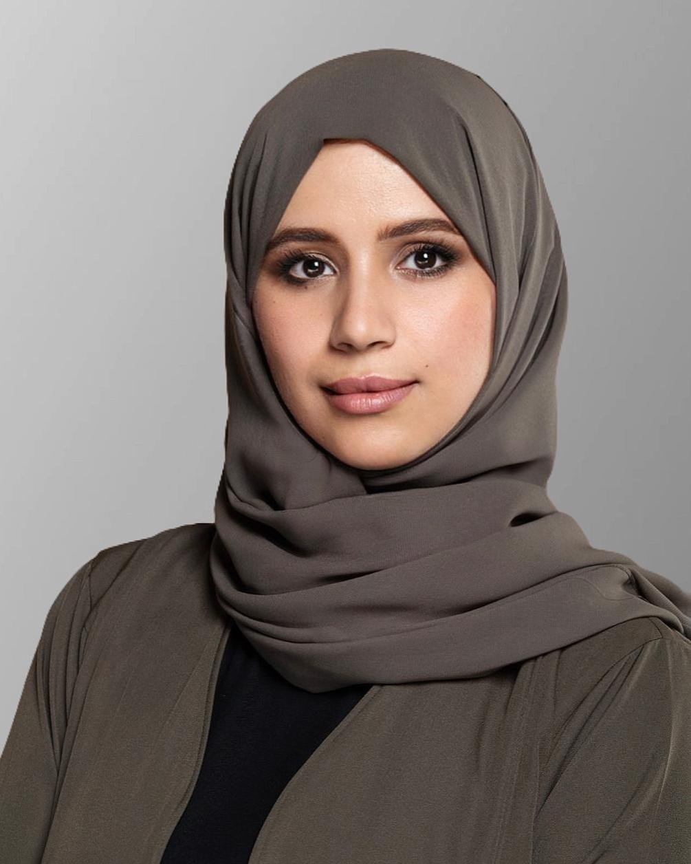 رقية الزعابي.. مصوّرة عُمانية توثّق رياضات الفروسية محليا ودوليا