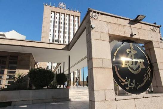 تنصيب مدير عام جديد على رأس “إذاعة الجزائر”