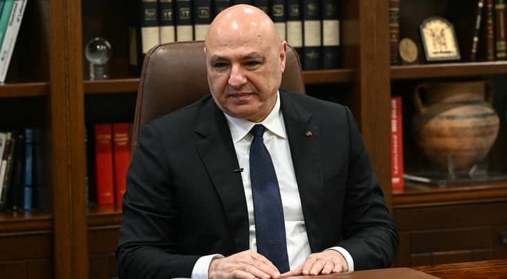 الرئيس اللبناني يدعو للتضامن الدولي ويتعهد بحصر السلاح دون الدخول في صدام مع حزب الله