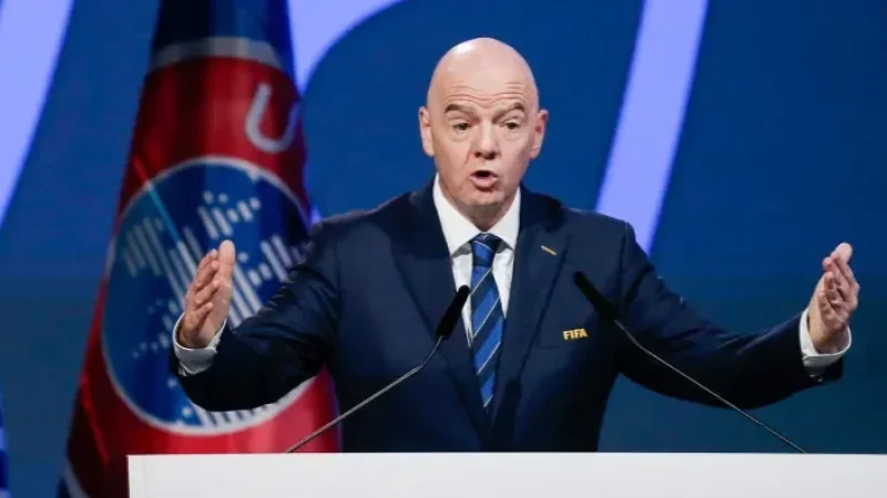 الاتحاد الإنقليزي يطالب إنفانتينو بكشف وثائق المونديال