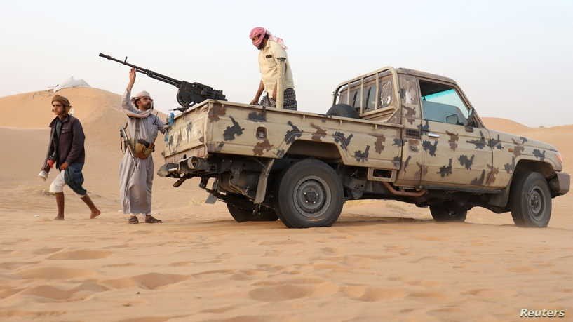 غارات جوية وهجمات صاروخية.. التصعيد يتسع بين القوات الحكومية والحوثيين