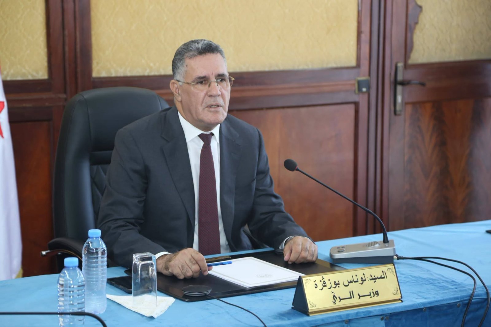 وزير الري يشرف على تنصيب رئيس الديوان الجديد