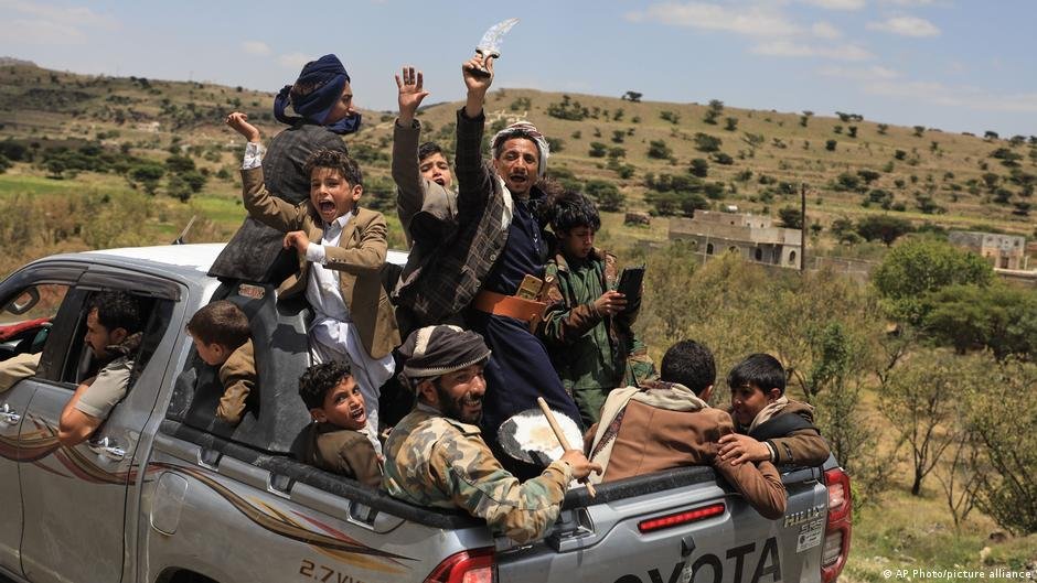 تقدم الحوثيين يربك واشنطن ويفرض معادلة جديدة في المنطقة؟