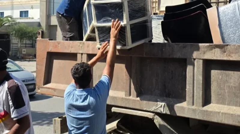 نابل: الشرطة البلدية تُنفّذ حملة لتحرير الرصيف.. و6 محاضر عدلية