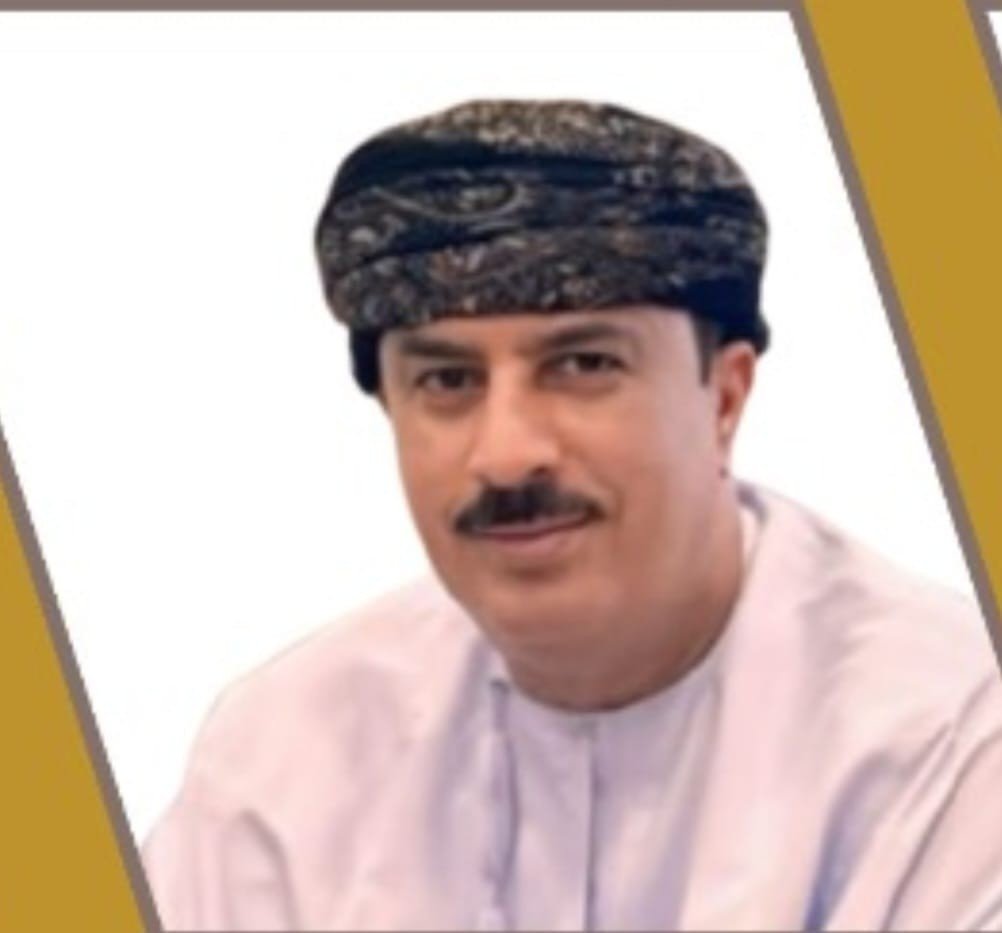 العربية والإنجليزية في تعليم العلوم الاجتماعية والإنسانية