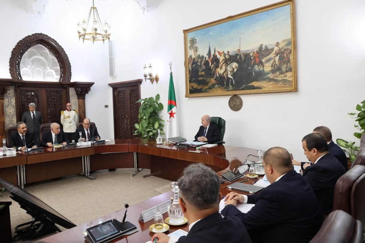 رئيس الجمهورية يأمر بتعزيز وسائل وإمكانيات الحماية المدنية