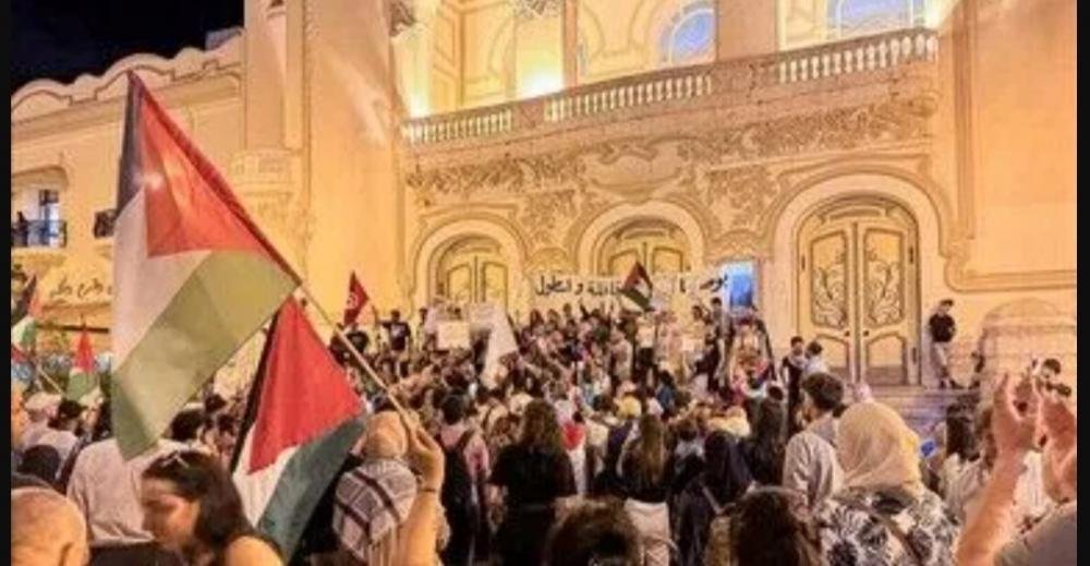 تونس.. إحالة 12 متضامنًا مع “أسطول الصمود” للمحاكمة