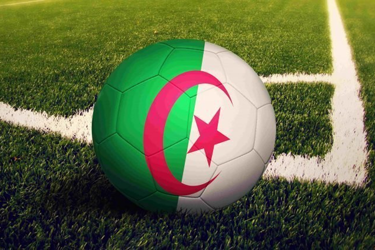 صفحة جديدة للكرة الجزائرية