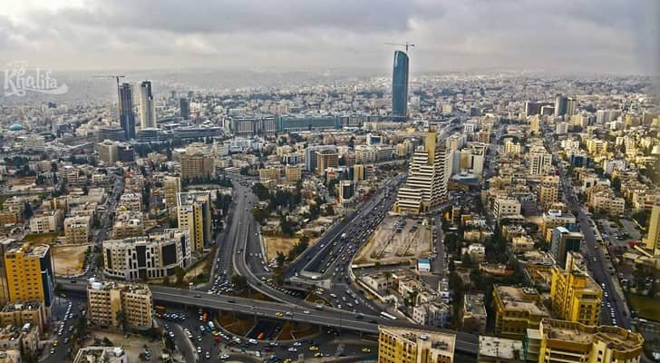 الأرصاد الجوية: انخفاض طفيف على درجات الحرارة وطقس معتدل في عطلة نهاية الأسبوع