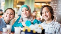 هل في بيتنا "ابن مفضل"؟