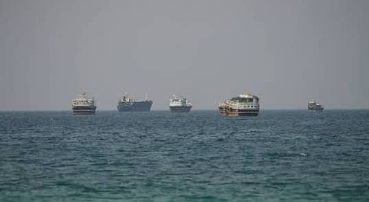 واشنطن تُحّول مسار 104 سفن تجارية تنفيذا للحصار البحري على إيران