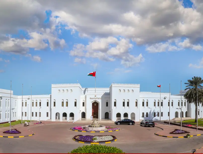 سلطنة عمان تدين الاعتداءات على المدن السعودية