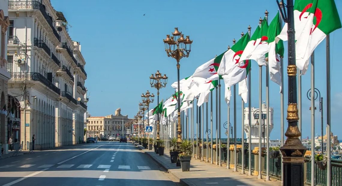 مركز جزائري لتكوين العسكريين والمدنيين في عمليات حفظ السلام