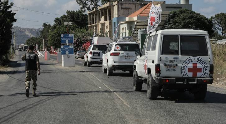 اللجنة الدولية للصليب الأحمر تنقل إلى لبنان 4 أشخاص أفرجت عنهم إسرائيل