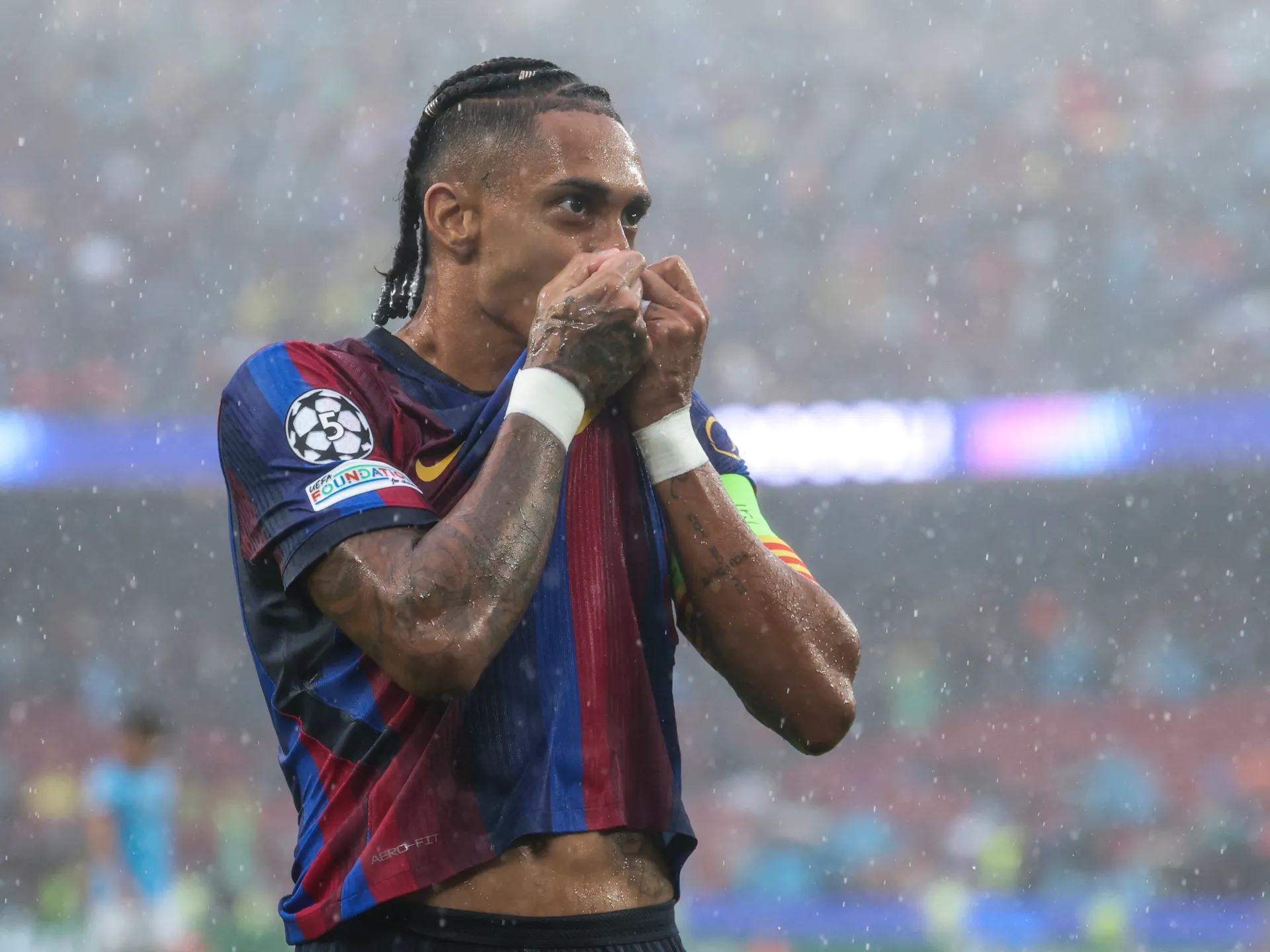 اللاعب الأفضل.. من حصل على جائزة "رجل المباراة" في مباريات المرحلة الأولى من دوري أبطال أوروبا؟