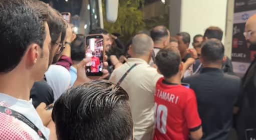 بالفيديو..فوضى تنظيمية في المنطقة المختلطة عقب مواجهة المنتخب الوطني وسوريا تثير التساؤلات