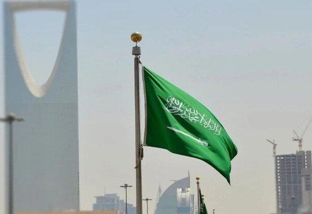 بعد هجمات الحوثيين.. السعودية ترفع الإنذار في خميس مشيط