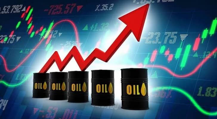 ارتفاع أسعار النفط عالمياً في ظل نقص الإمدادات نتيجة إغلاق مضيق هرمز