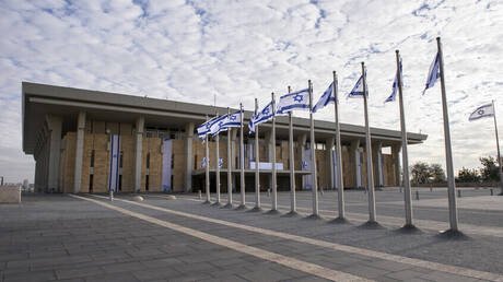 إسرائيل.. لجنة الانتخابات تشطب القائمة العربية الموحدة من انتخابات الكنيست الـ26