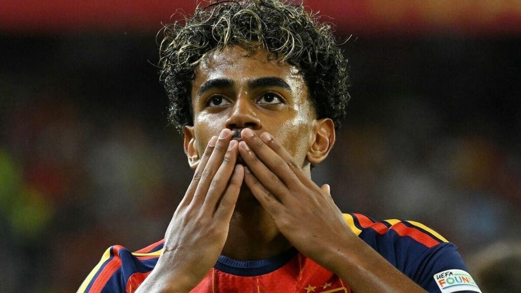 إسبانيا تكتسح كرواتيا وإنكلترا تتجاوز تشيكيا في دوري الأمم الأوروبية