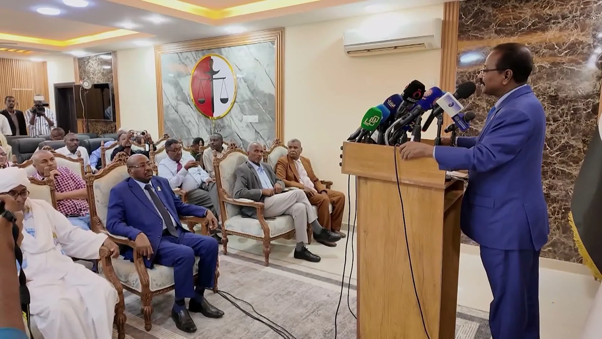 تلبية لمبادرة الحوار.. البرهان يمنح الحصانة المؤقتة للسودانيين في الداخل والخارج